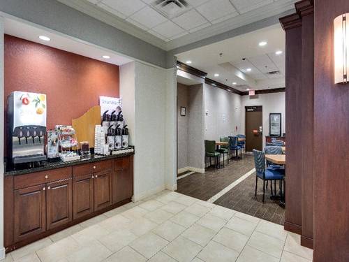 Holiday Inn Express SpringfieldI-95 S OF I-495