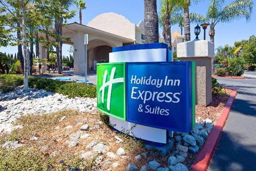 Holiday Inn Express & Suites San Diego-Escondido