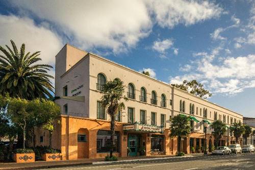 Hotel Virginia Santa Barbara, Tapestry by Hilton