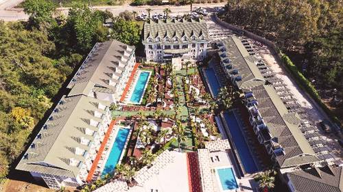 Green Forest Holiday Village