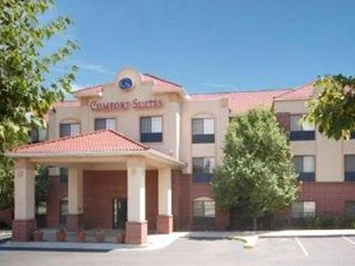 Comfort Suites Lakewood – Denver