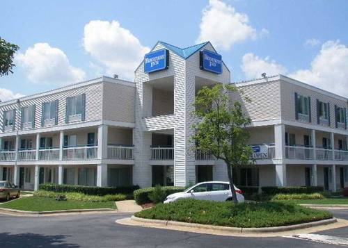 Motel 6 Raleigh North