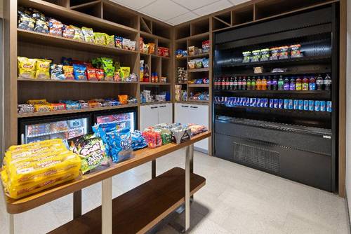 Holiday Inn & Suites Richmond – West End