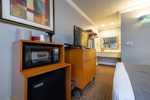 Soma Park Inn