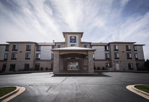 Comfort Inn (Crystal Lake)