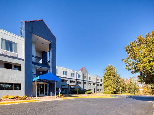 SureStay Plus Hotel by Best Western Durham Medical