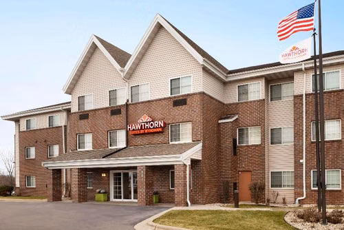 Hawthorn Suites By Wyndham OakCreek/Milwaukee Airp