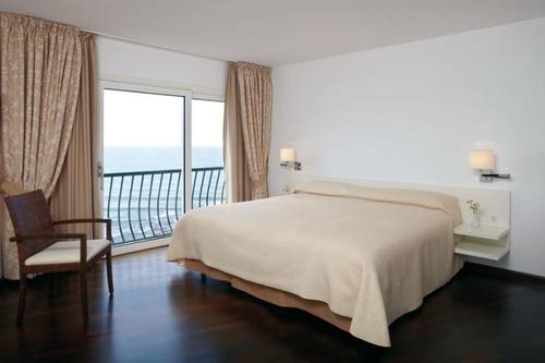  OCEANO HEALTH SPA HOTEL