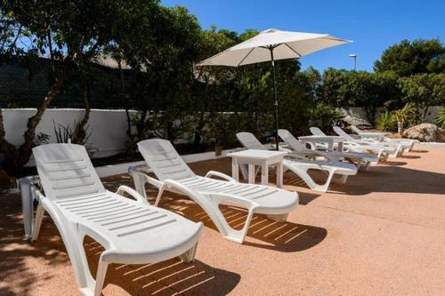 Apartamentos San Antonio Beach
