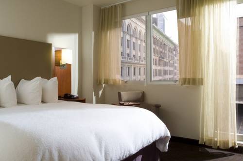 U Hotel Fifth Avenue