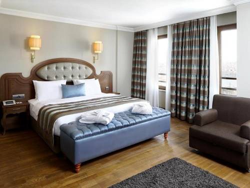 Grand Halic Istanbul Goldenhorn