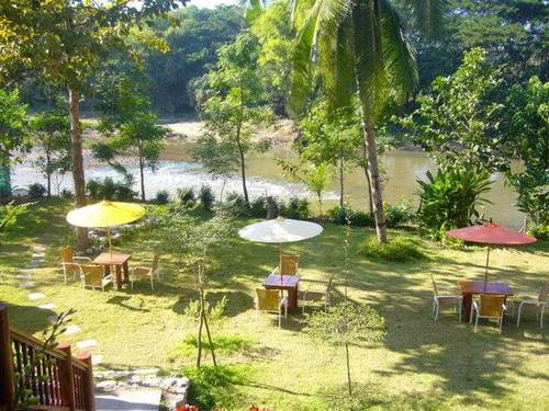 Riverhouse Resort Mae Sariang