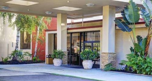 BEST WESTERN PLUS Garden Court Inn