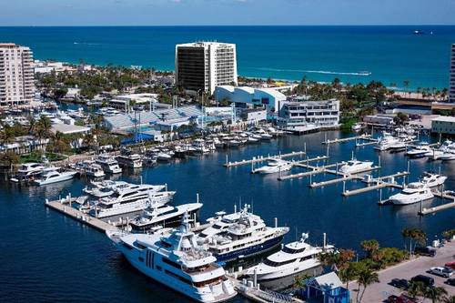 Courtyard Oceanside Fort Lauderdale Beach