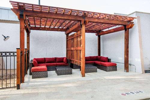 Ramada By Wyndham Austin South