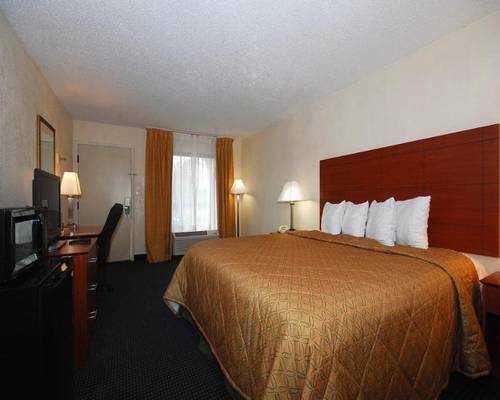 SureStay Hotel by Best Western St. Pete Clearwater