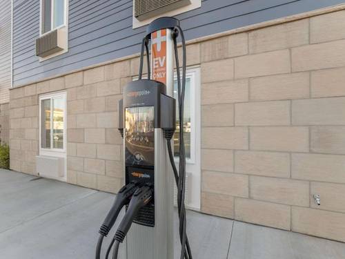 Woodspring Suites Colton