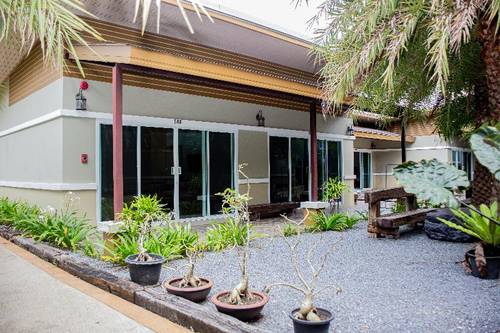 Saline Hot Spring Resort