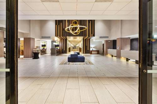 Crowne Plaza Dulles Airport