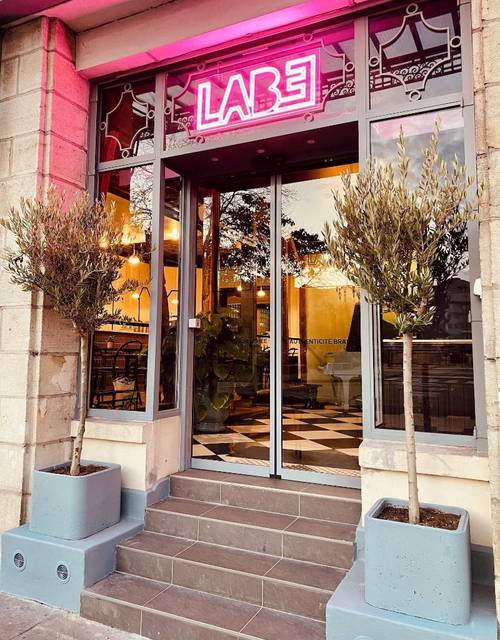 Labe Hotel