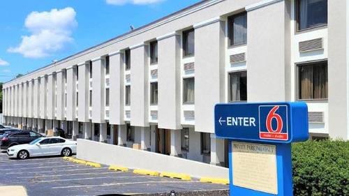 Studio 6 Suites Catonsville