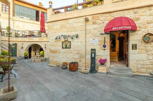Elysion Cave Suites