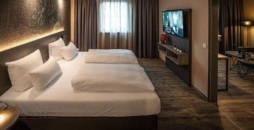 Loginn Hotel Stuttgart Zuffenhausen
