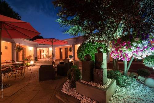 Logis Ha Tel Atrium
