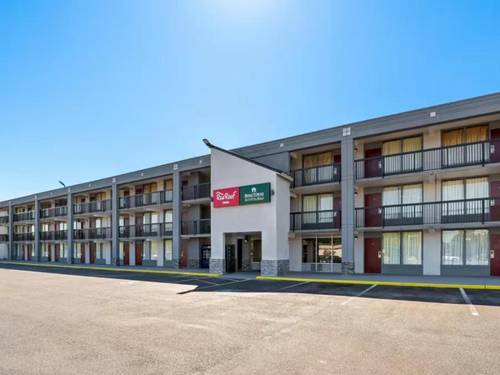 HomeTowne Studios Richmond - Airport/ Sandston