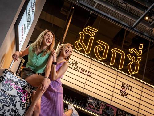 Moxy Bangkok Ratchaprasong