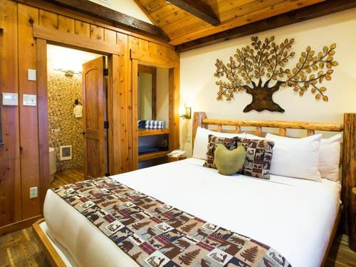 Cedar Glen Lodge
