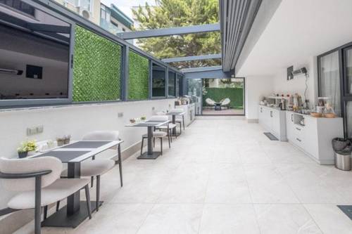 Mad İnn Hotel  Lara