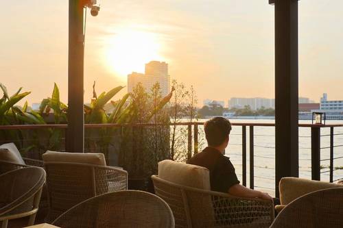 GLOW Bangkok Riverside