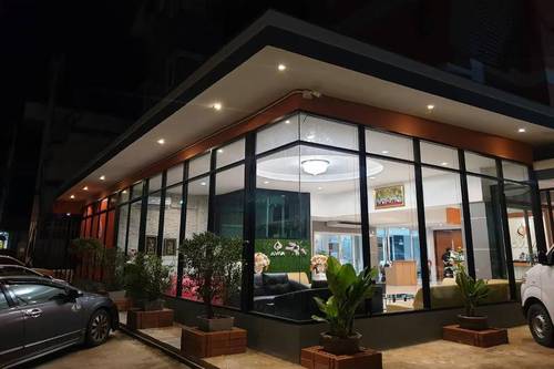 La Viva Hotel By Zuzu