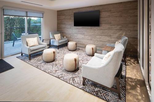 Candlewood Suites Middletown Goshen