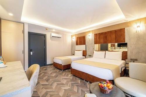 216 Star Suite