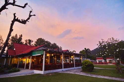 Golden Bay Cottages