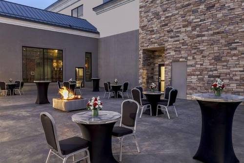 Four Points by Sheraton Bentonville