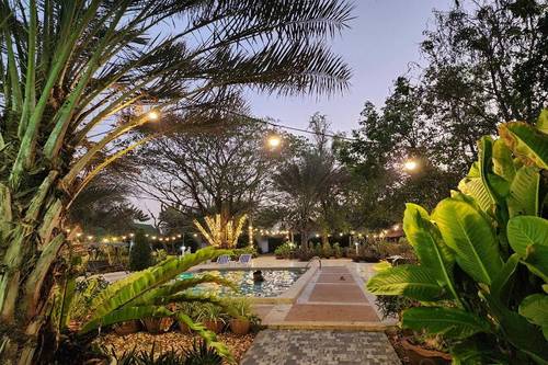 Rung Rueng Resort By Zuzu