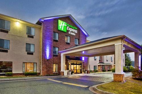 Holiday Inn Express & Suites Buford NE-Lake Lanier