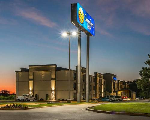 Comfort Inn Metro Airport