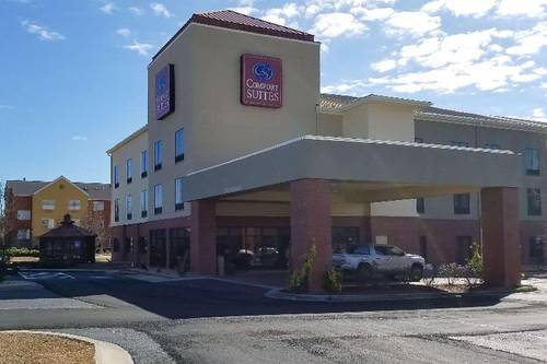 Comfort Suites