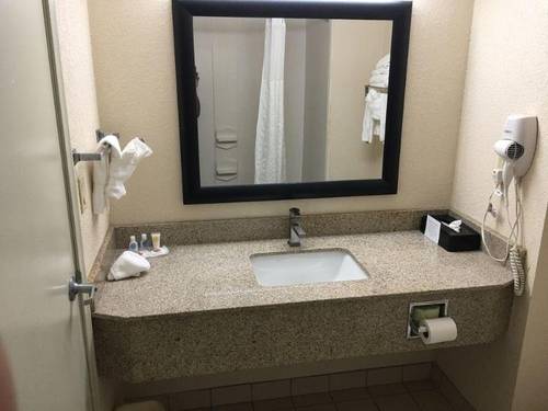 Comfort Suites (Woodstock)