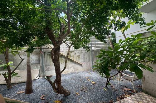 Sukhum Mega Bangna Guest House By Zuzu