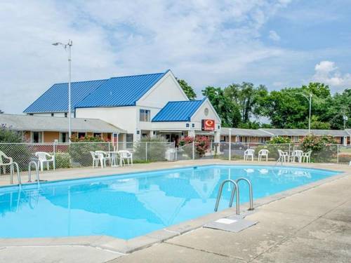 Econo Lodge (Mechanicsburg)