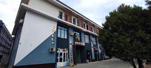 Emin Hotel