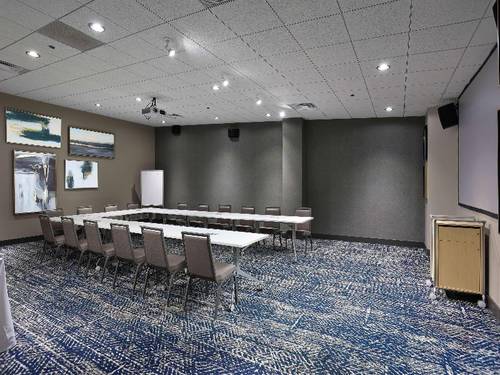 Tulyp, Tapestry By Hilton