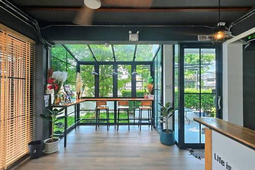 Tanwa House By Zuzu