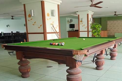 Emerald Hotel Chonburi By Zuzu