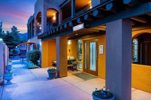 Arroyo Pinion Hotel, Ascend Hotel Collection